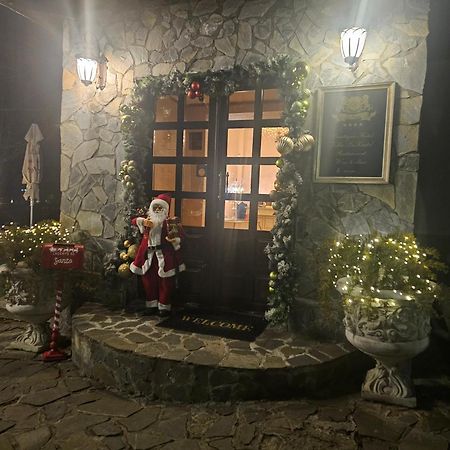 Hotel Boutique Vila Lakastel Синая Екстериор снимка