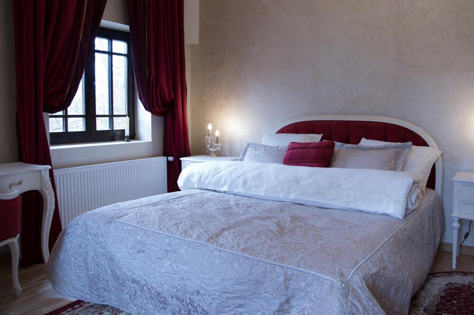 Hotel Boutique Vila Lakastel Синая Екстериор снимка
