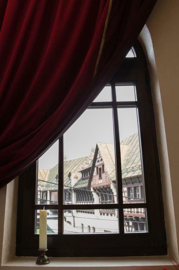 Hotel Boutique Vila Lakastel Синая Екстериор снимка